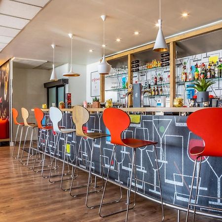 Отель Ibis Paris Кретей Экстерьер фото